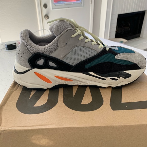 Yeezy 700 Wave Runner Sz 12M - Picture 4 of 10